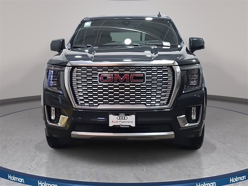 2021 Gmc Yukon Denali photo 2
