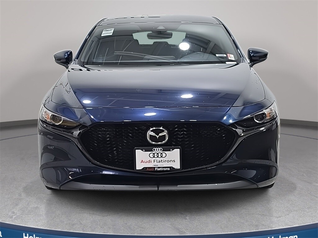 2020 Mazda Mazda3 Preferred Hatchback photo 2