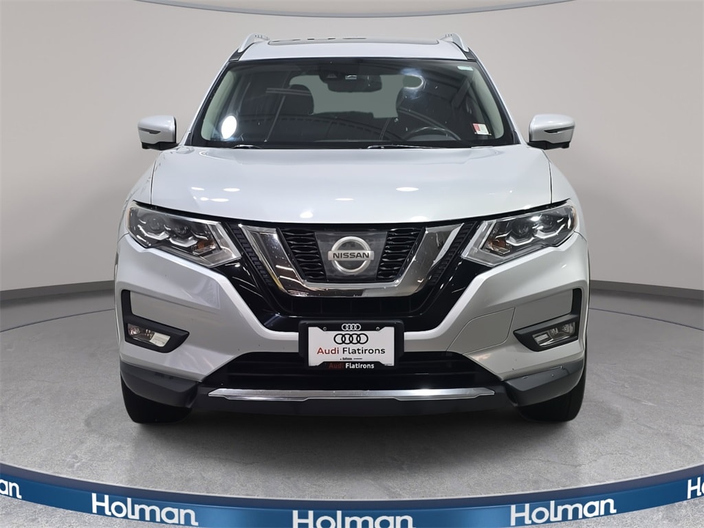Used 2017 Nissan Rogue SL with VIN 5N1AT2MV3HC742640 for sale in Broomfield, CO