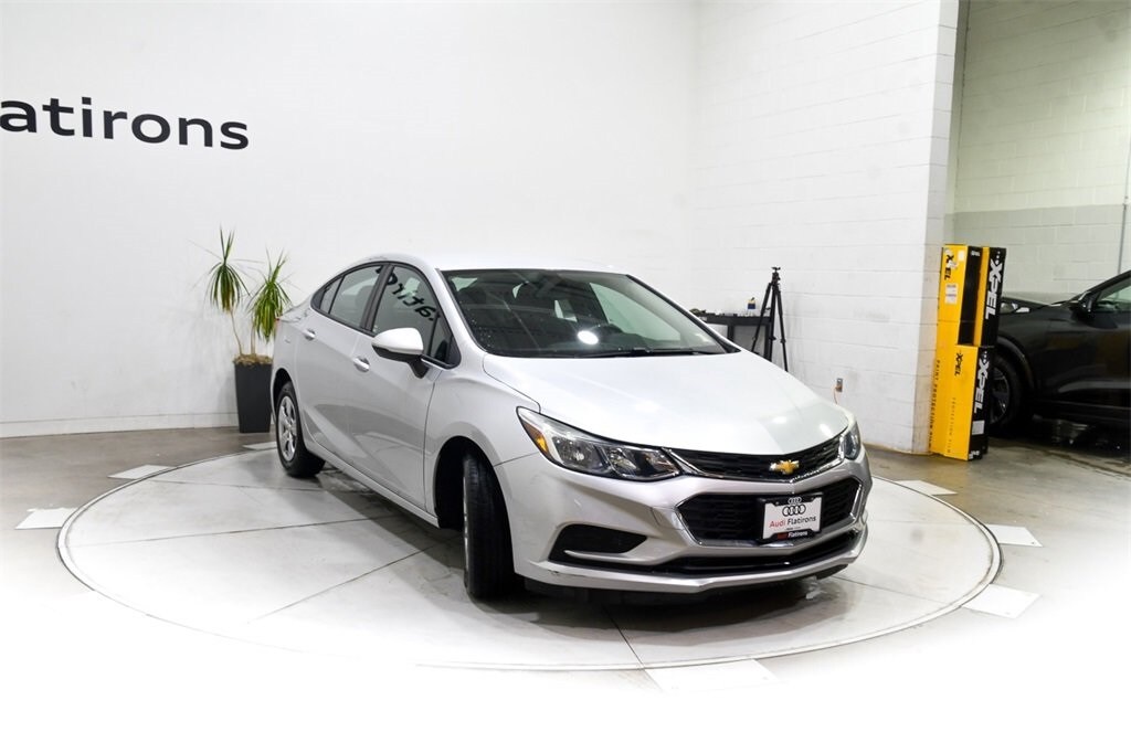 Used 2018 Chevrolet Cruze LS with VIN 1G1BC5SM9J7154852 for sale in Broomfield, CO