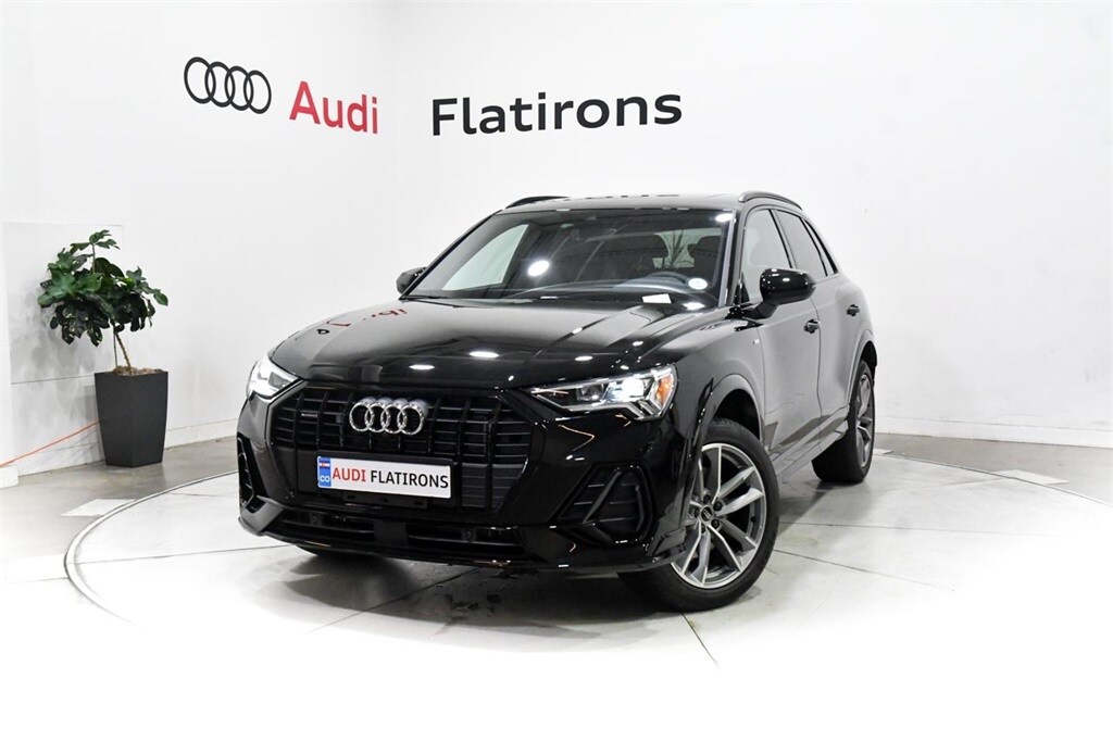 2024 Audi Q3 Premium Plus photo 3