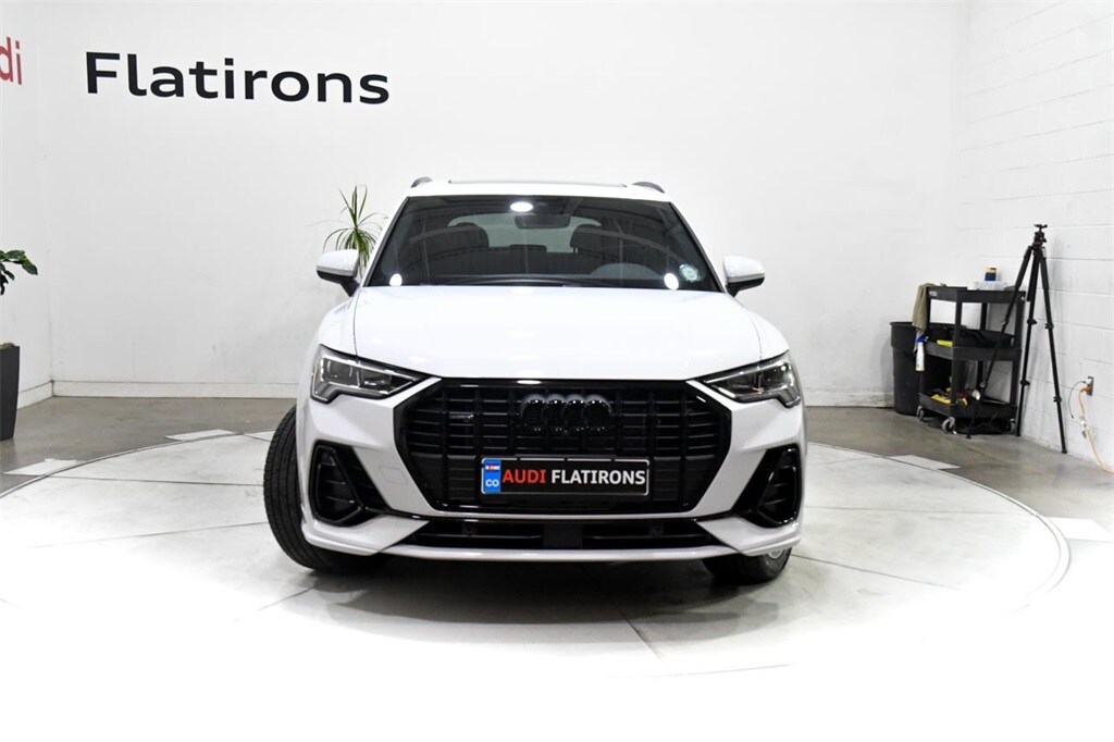2024 Audi Q3 Premium Plus photo 3