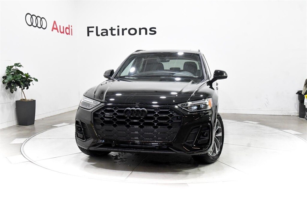 2024 Audi Q5 45 S line Premium photo 2