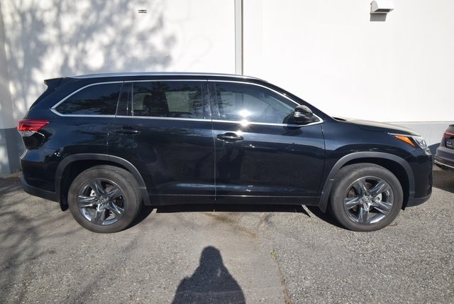 Used 2018 Toyota Highlander Limited Platinum with VIN 5TDDZRFH3JS825084 for sale in Bozeman, MT