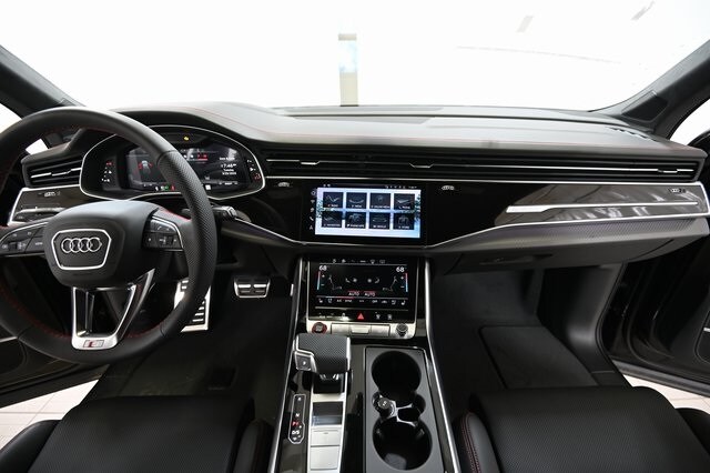 2025 Audi SQ7 Prestige photo 2
