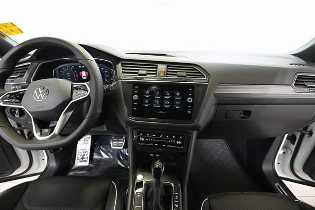 Used 2022 Volkswagen Tiguan SEL R-LINE with VIN 3VV4B7AX6NM055767 for sale in Bozeman, MT
