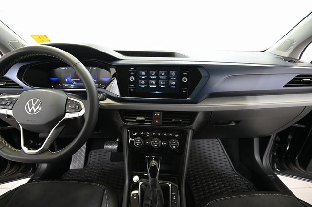 Used 2024 Volkswagen Taos SE with VIN 3VVUX7B26RM052555 for sale in Bozeman, MT