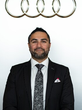 Staff member Ozair 'Oz' Naveed from dd85498dd1c8
