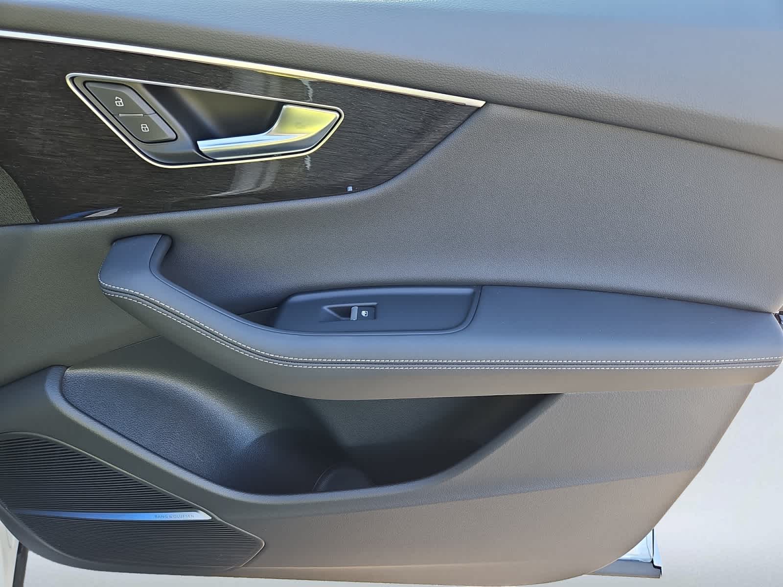 new 2026 Audi Q8 car, priced at $95,410