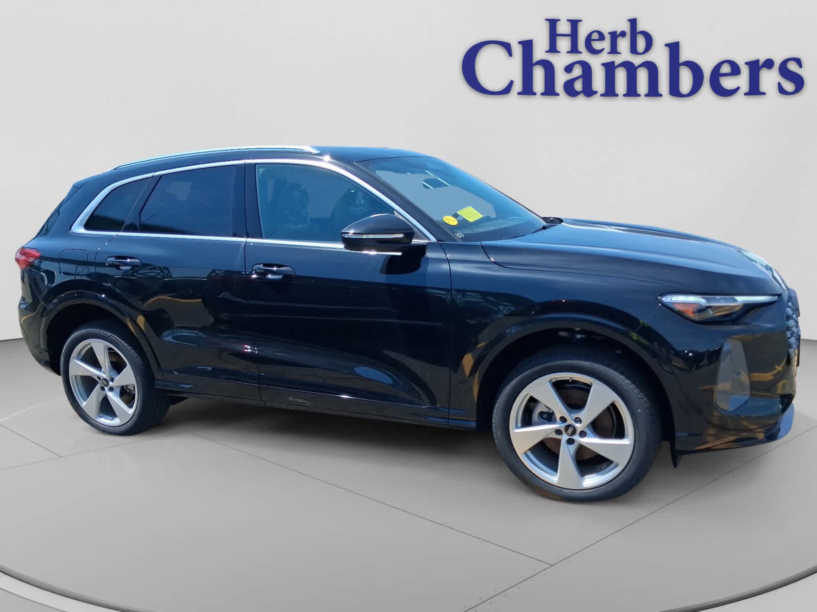 new 2025 Audi Q5 car, priced at $54,883