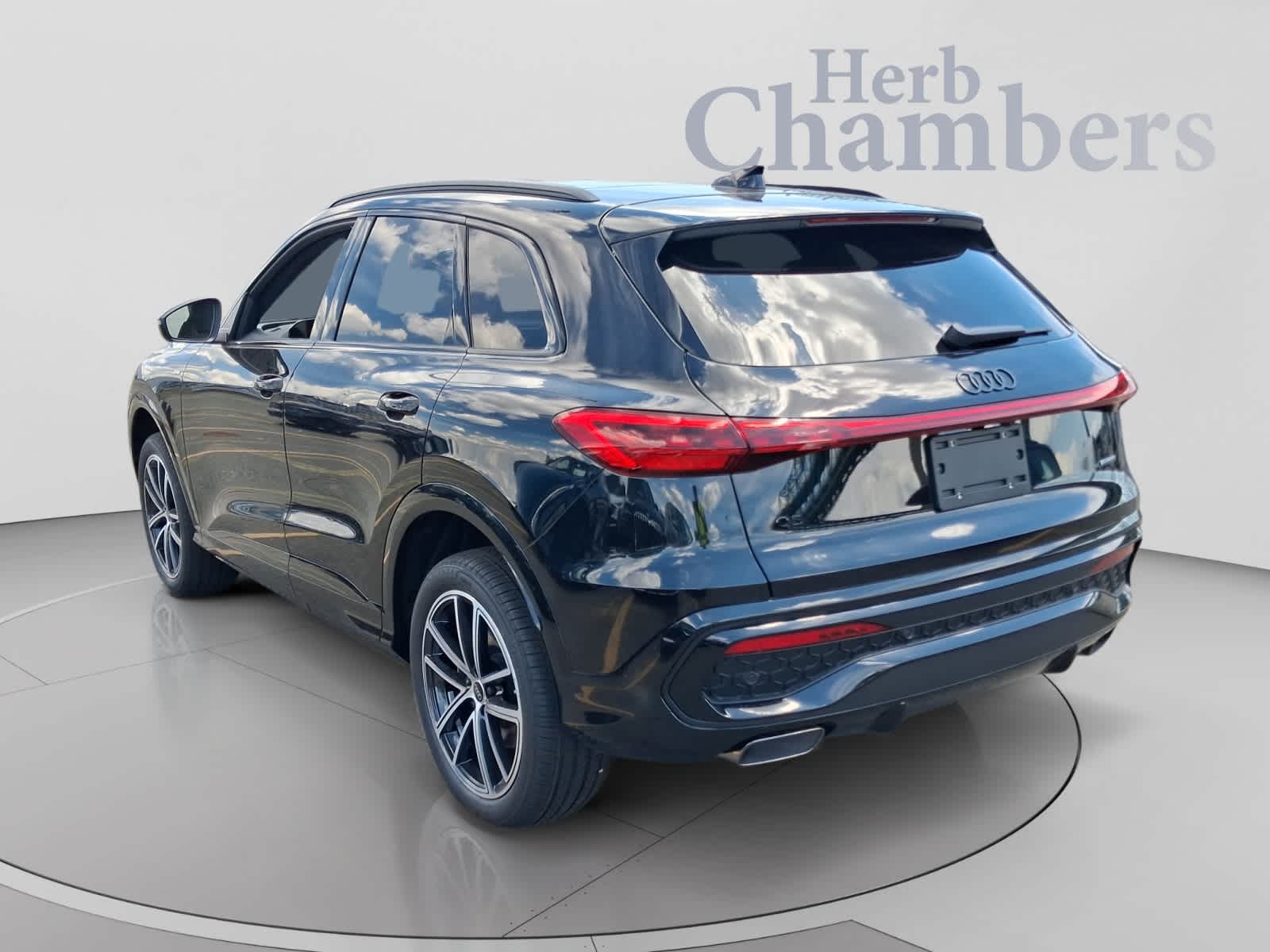 New 2026 Audi Q5 Premium Plus SUV