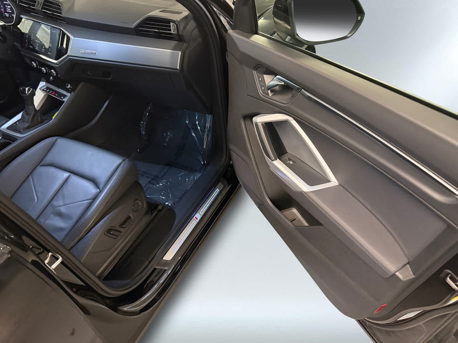 used 2023 Audi Q3 car, priced at $28,998