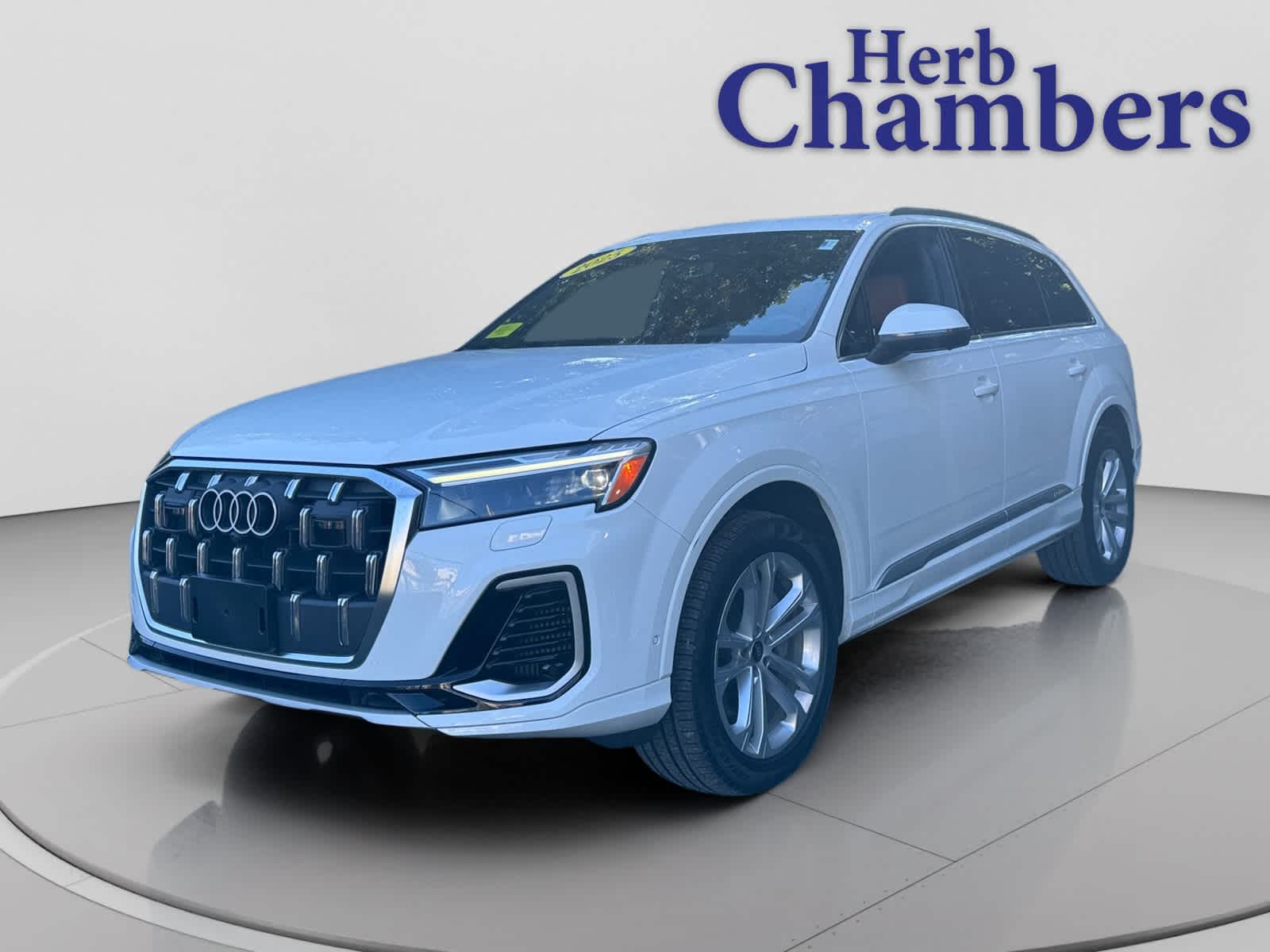used 2025 Audi Q7 car, priced at $49,998