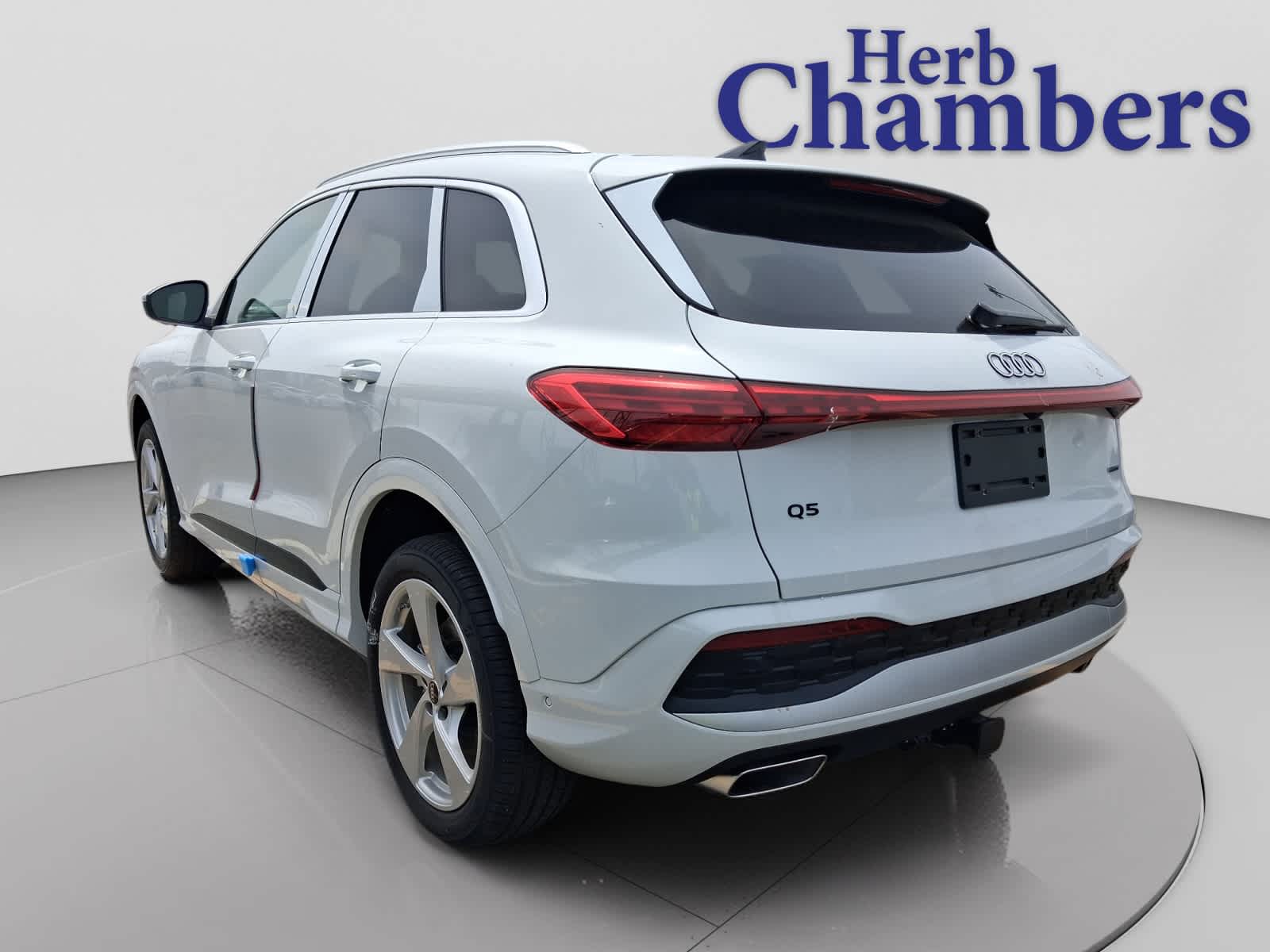 new 2025 Audi Q5 car, priced at $55,780
