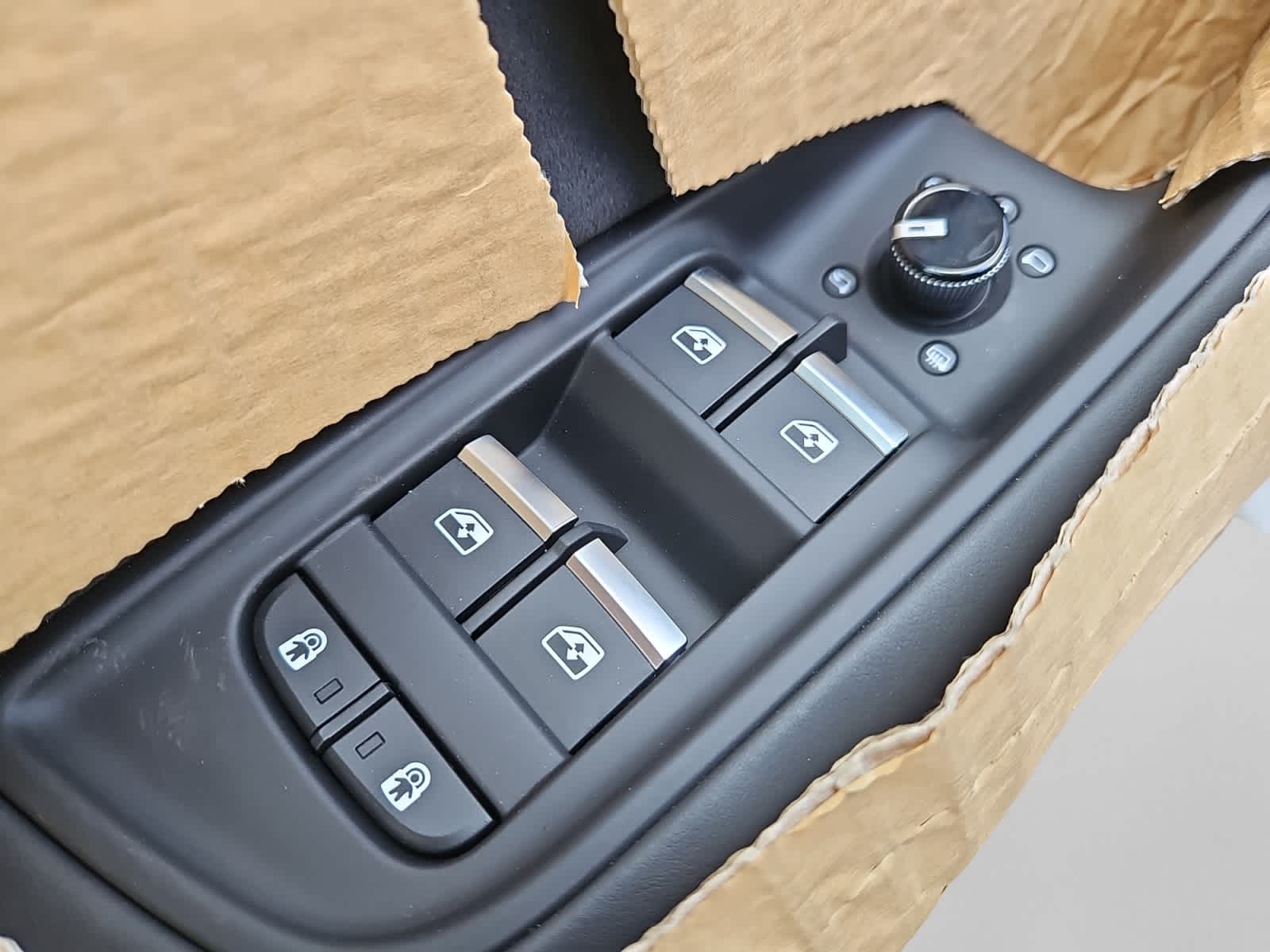 new 2025 Audi RS Q8 car, priced at $144,850