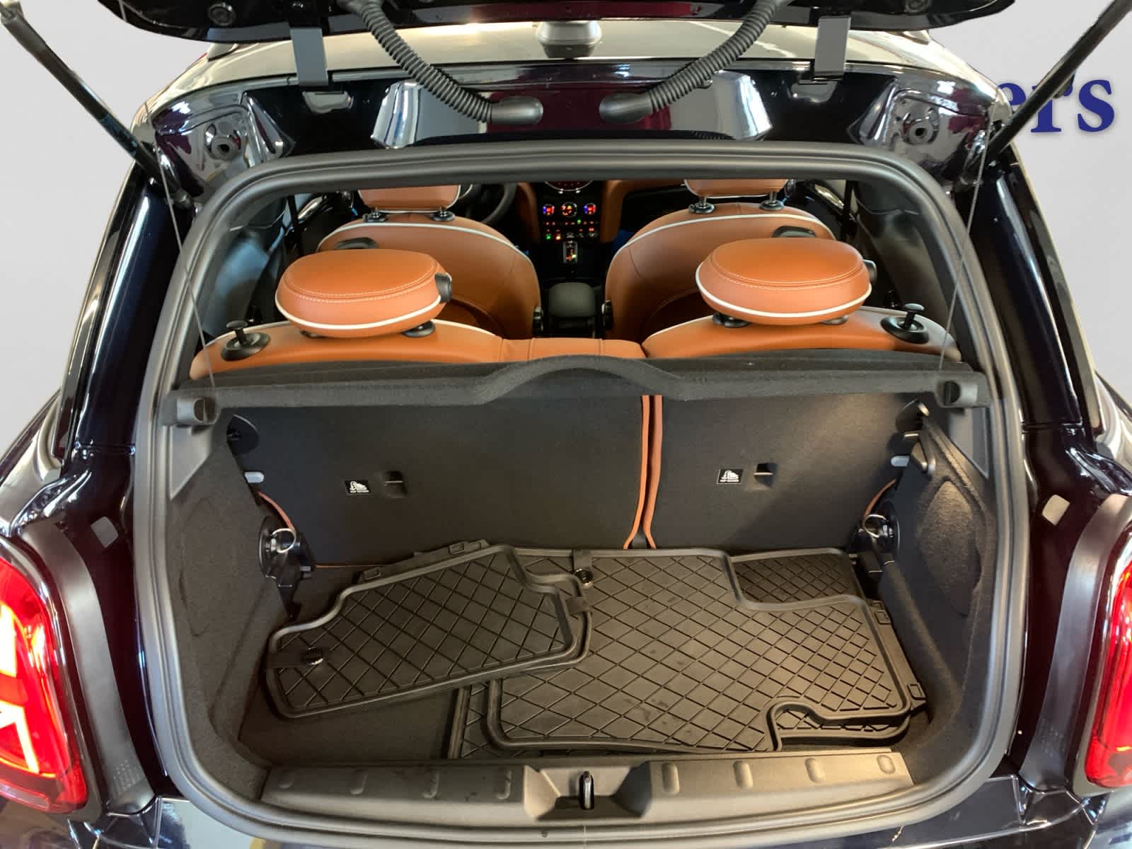 2023 Mini Cooper 2 Door Hardtop photo 4