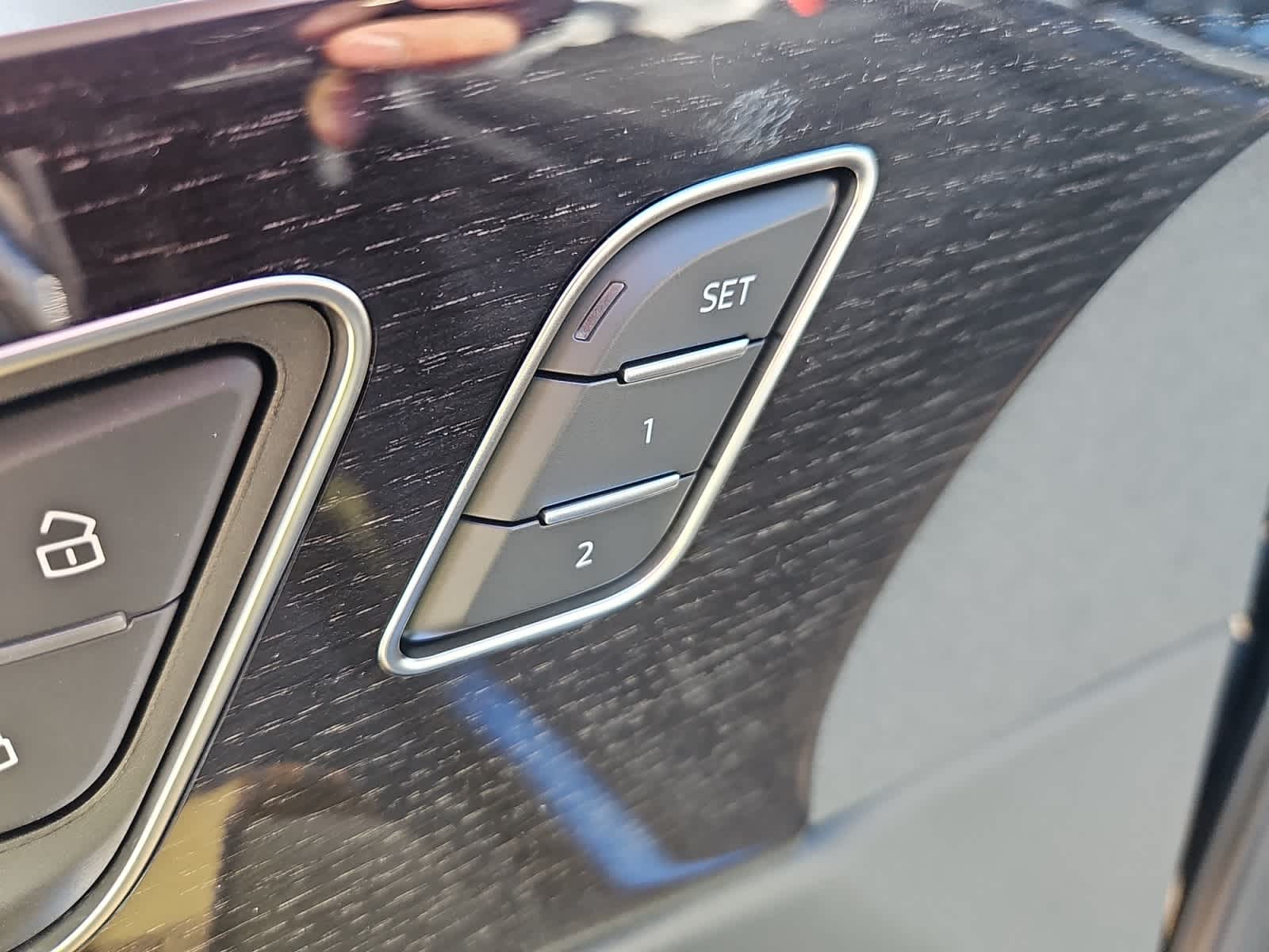 new 2026 Audi Q7 car, priced at $76,445