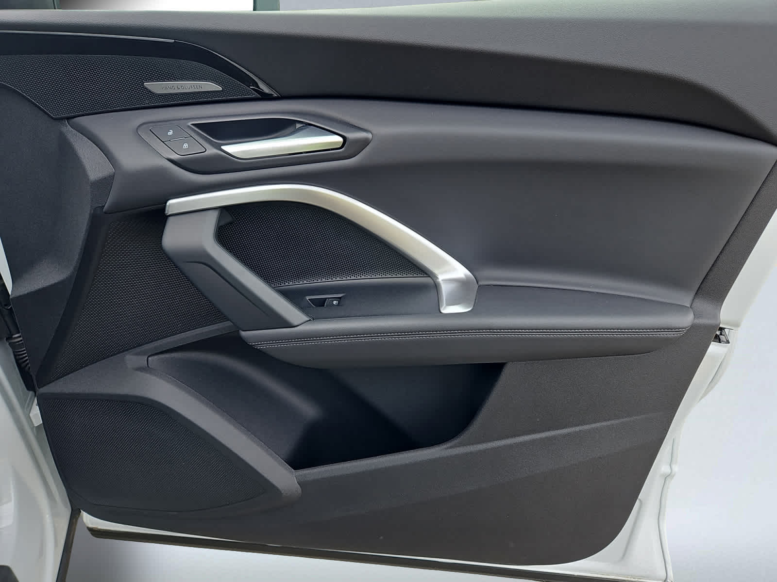 new 2025 Audi Q5 car, priced at $61,105