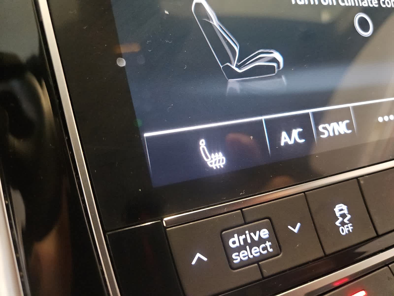 used 2025 Audi Q7 car, priced at $49,498