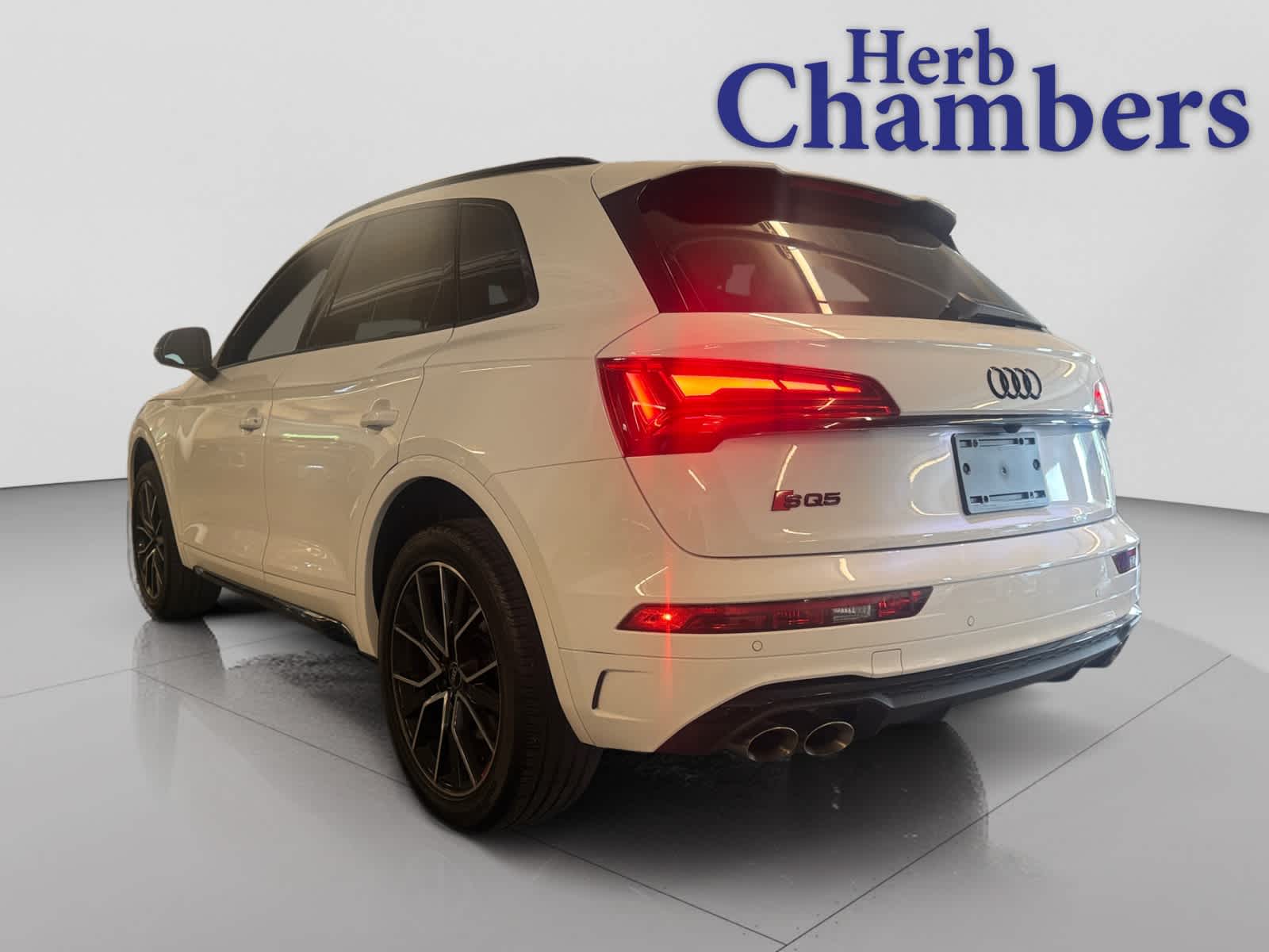 used 2023 Audi SQ5 car, priced at $43,498