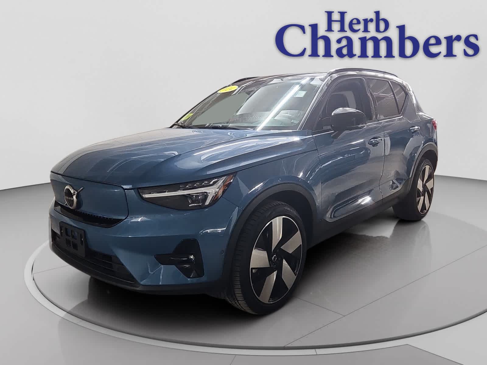 used 2024 Volvo XC40 Recharge Pure Electric car, priced at $34,598