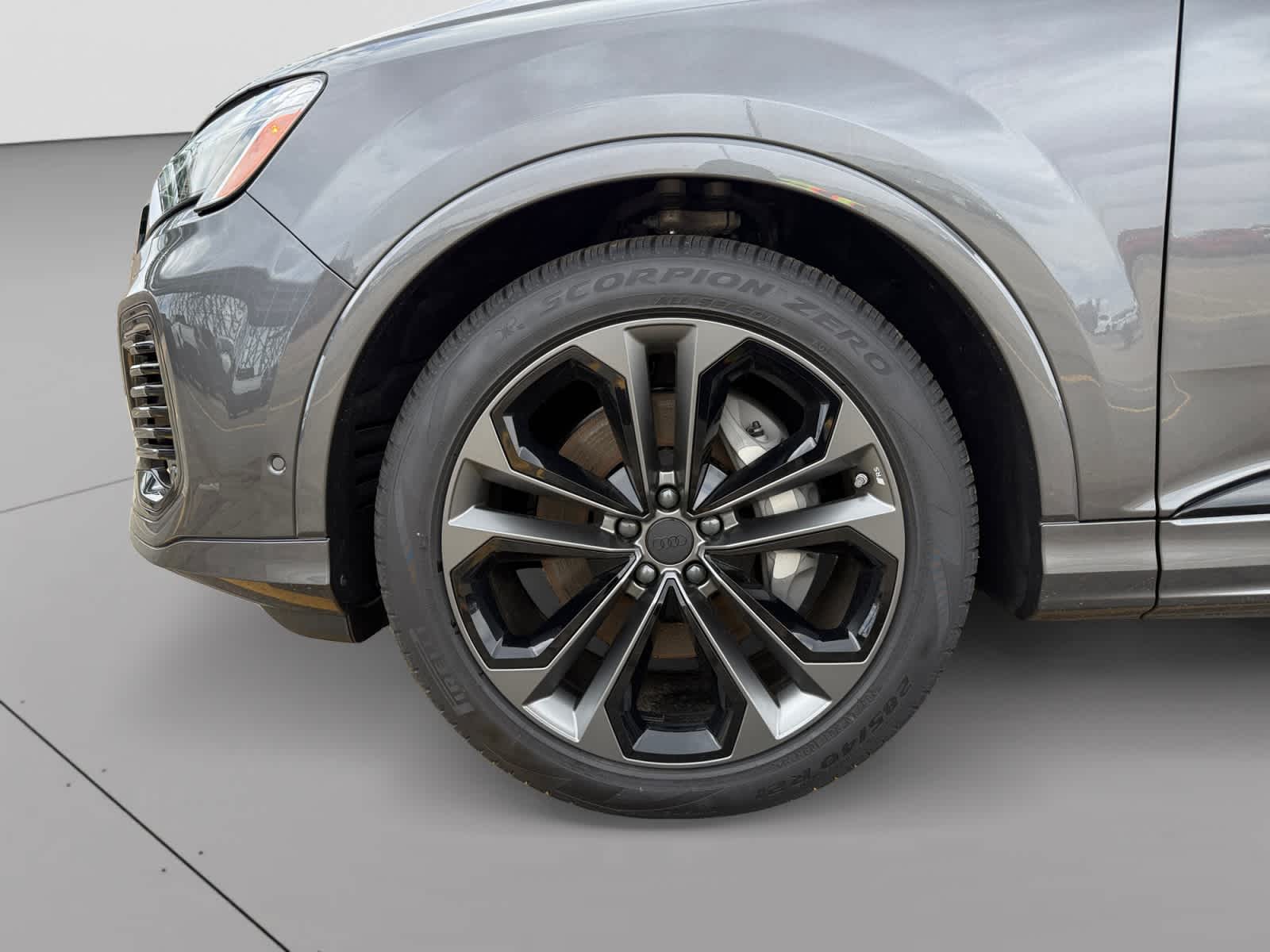 new 2026 Audi Q7 car, priced at $78,445