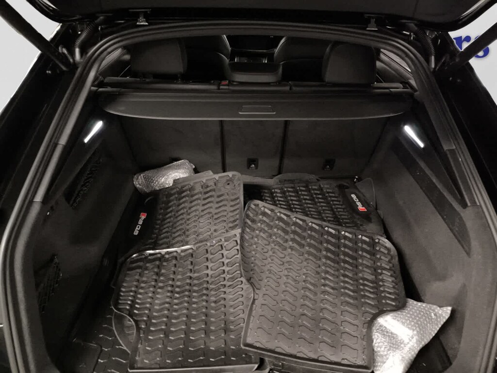 Certified 2025 Audi RS Q8 Performance SUV
