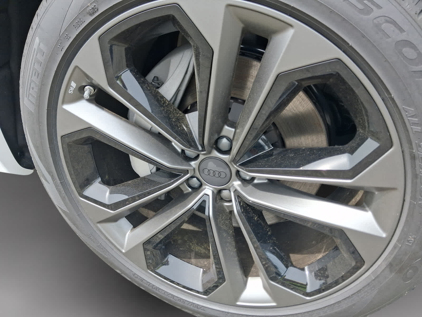 new 2026 Audi Q7 car, priced at $78,560