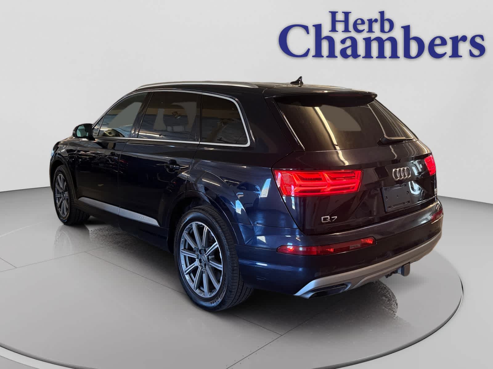 used 2018 Audi Q7 car, priced at $19,798