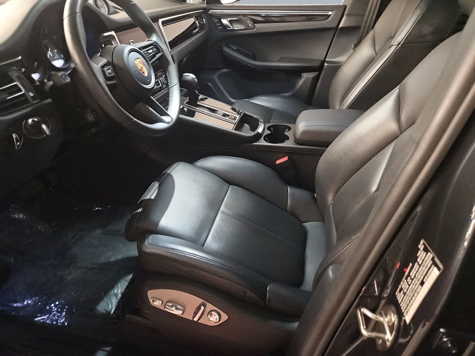 used 2022 Porsche Macan car, priced at $40,998