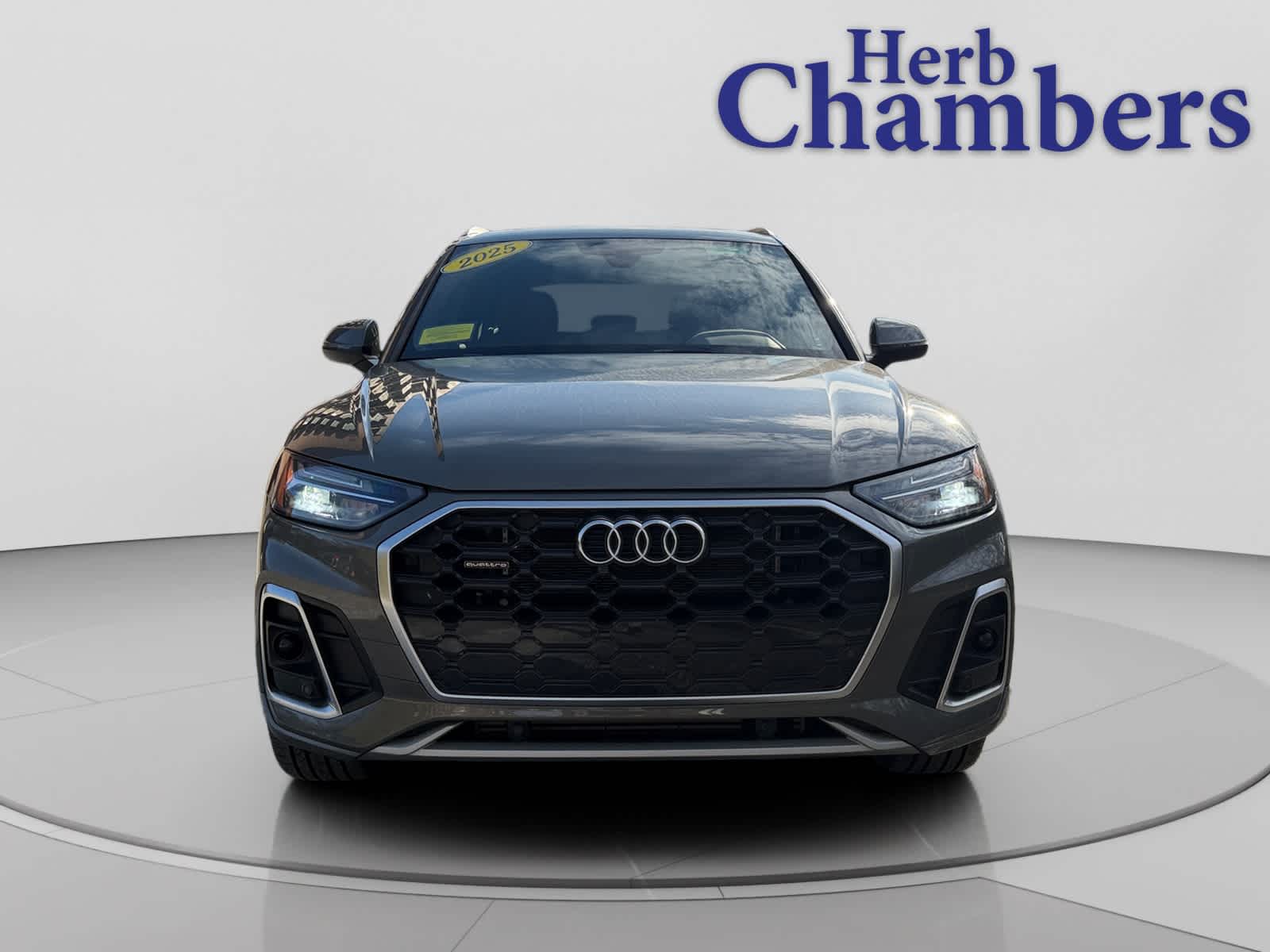 2025 Audi Q5 S line Premium photo 2