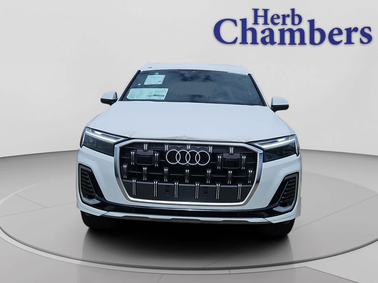 new 2025 Audi Q7 car, priced at $76,575