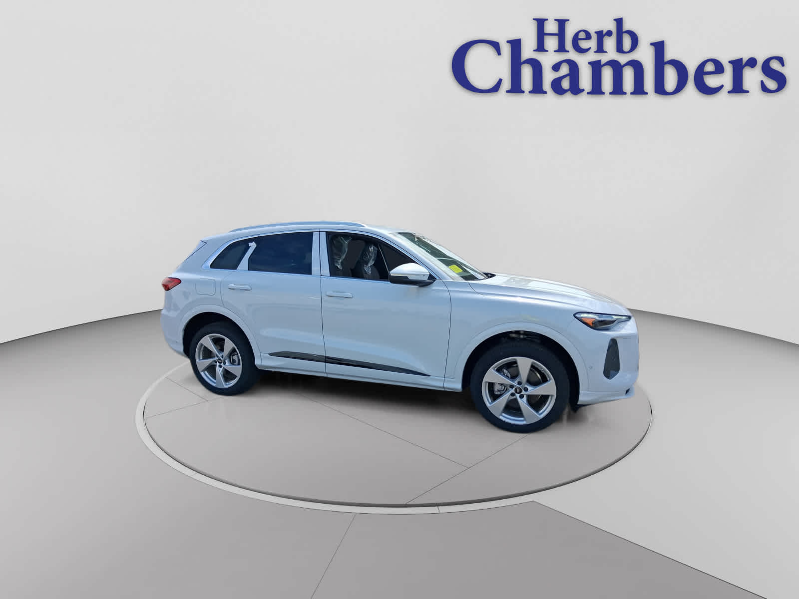 new 2025 Audi Q5 car, priced at $55,780
