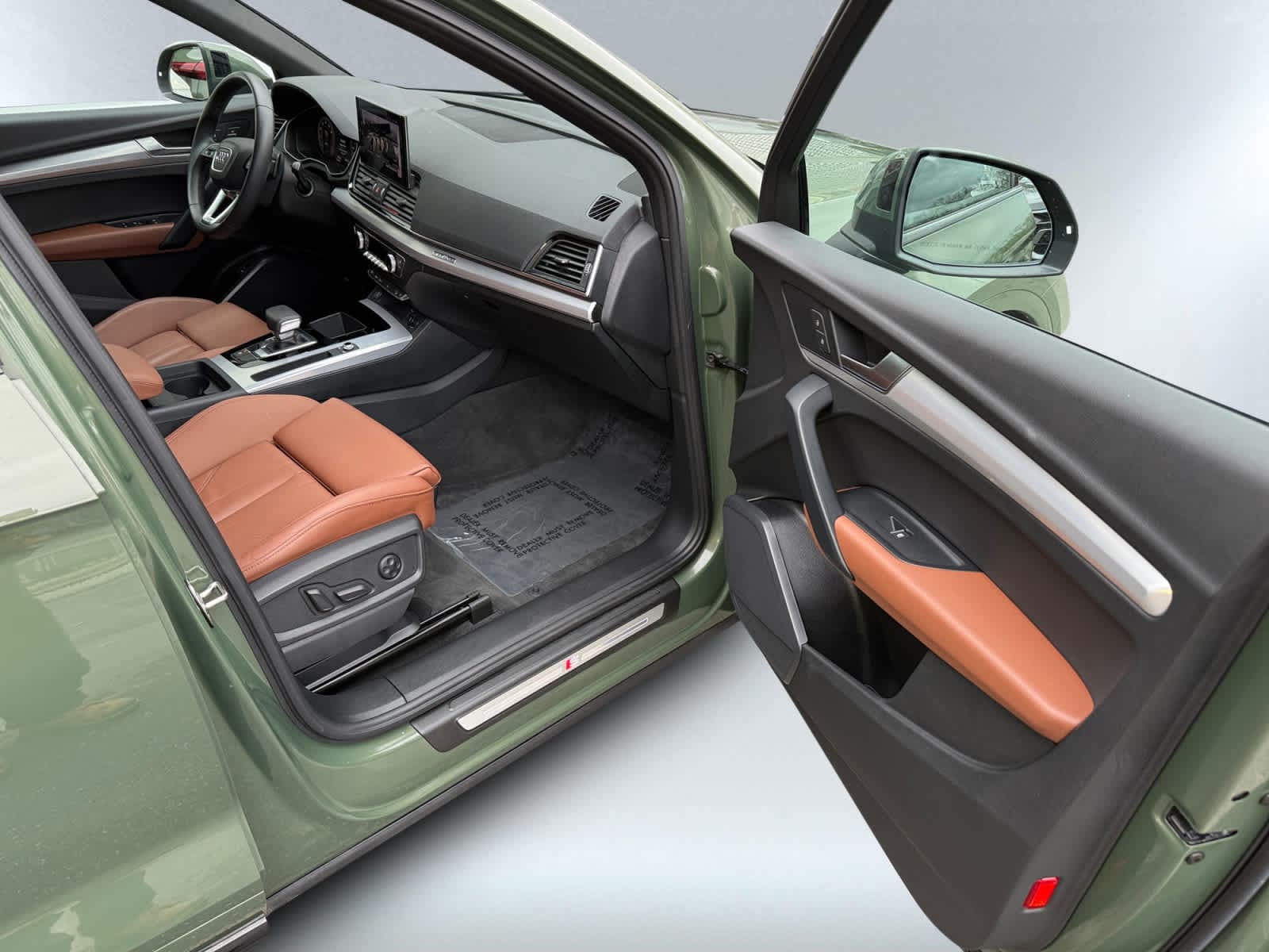 used 2025 Audi Q5 car, priced at $37,598