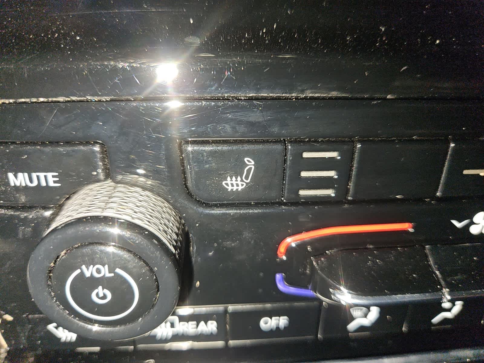 used 2021 Jeep Grand Cherokee L car, priced at $25,598