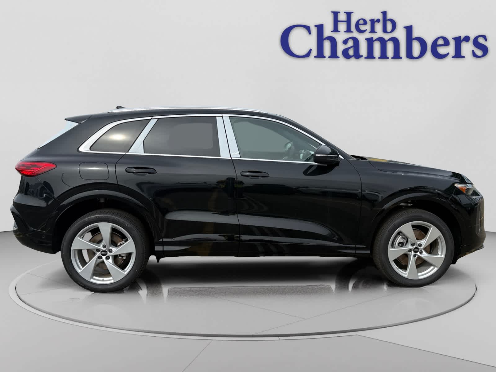 new 2025 Audi Q5 car, priced at $60,630