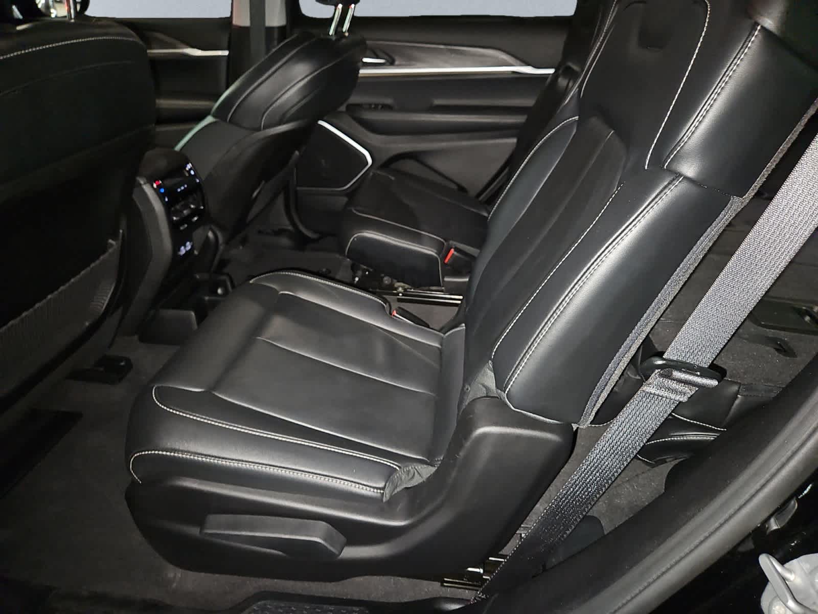 used 2021 Jeep Grand Cherokee L car, priced at $25,598