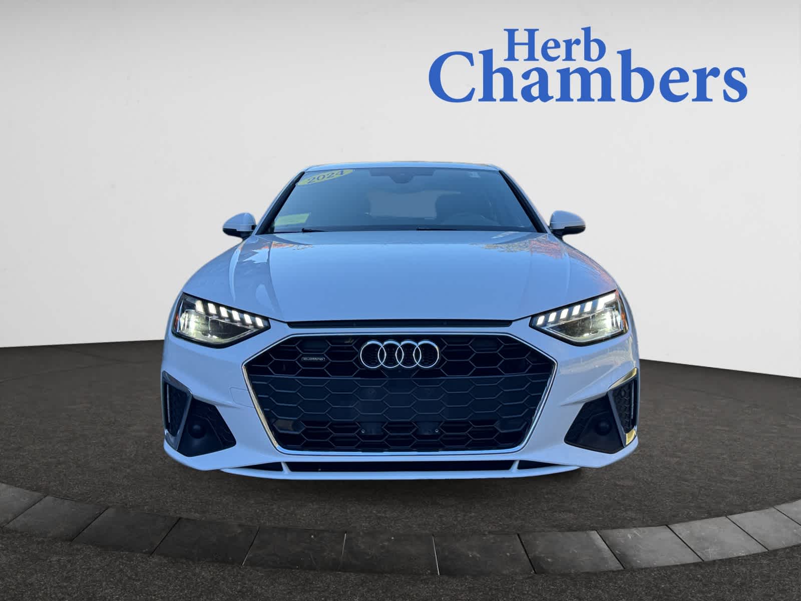 2024 Audi A4 S line Premium Plus photo 2