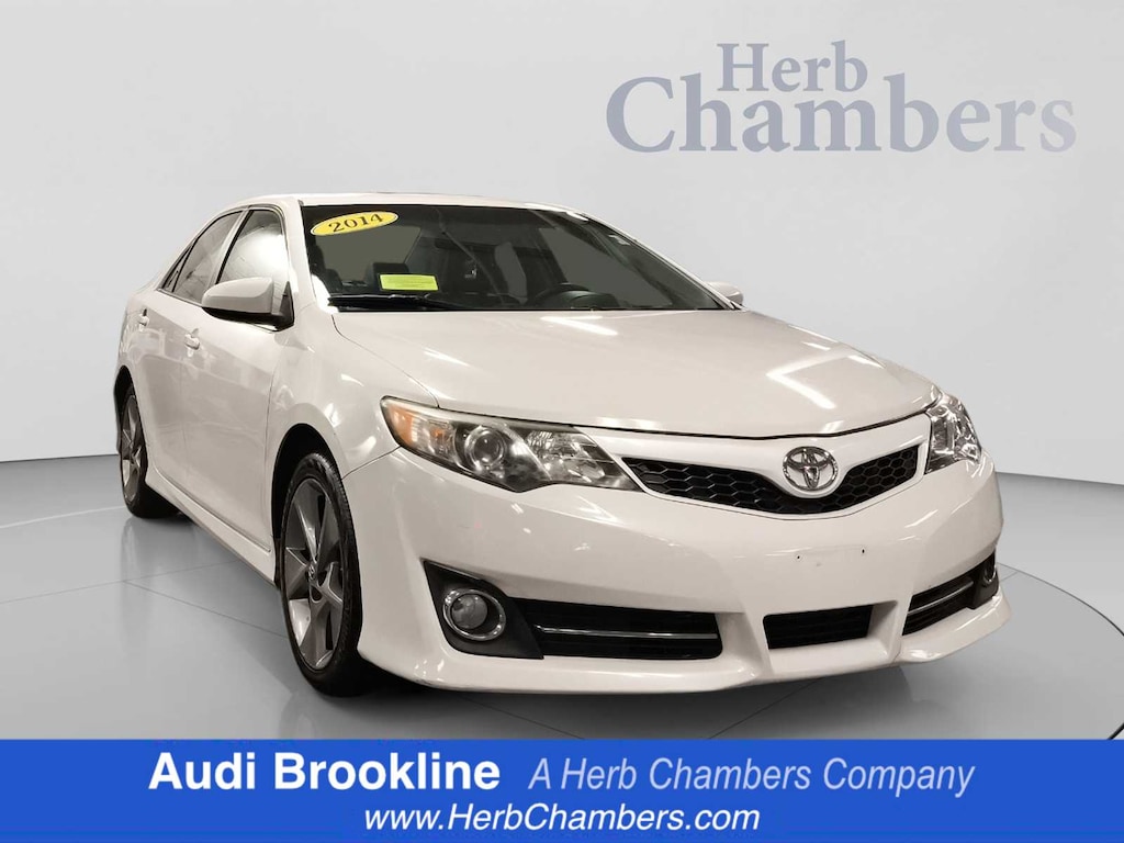Used 2014 Toyota Camry SE Sport Sedan