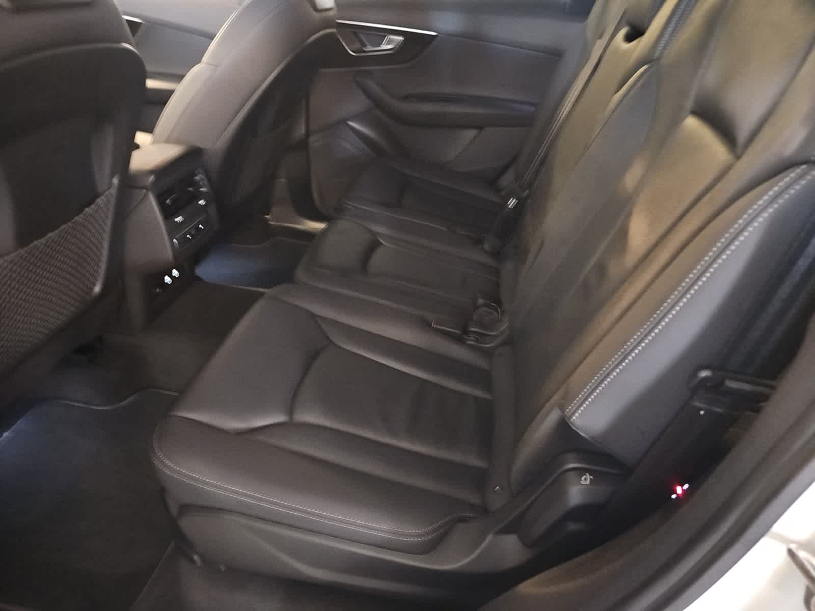 used 2025 Audi Q7 car, priced at $49,498