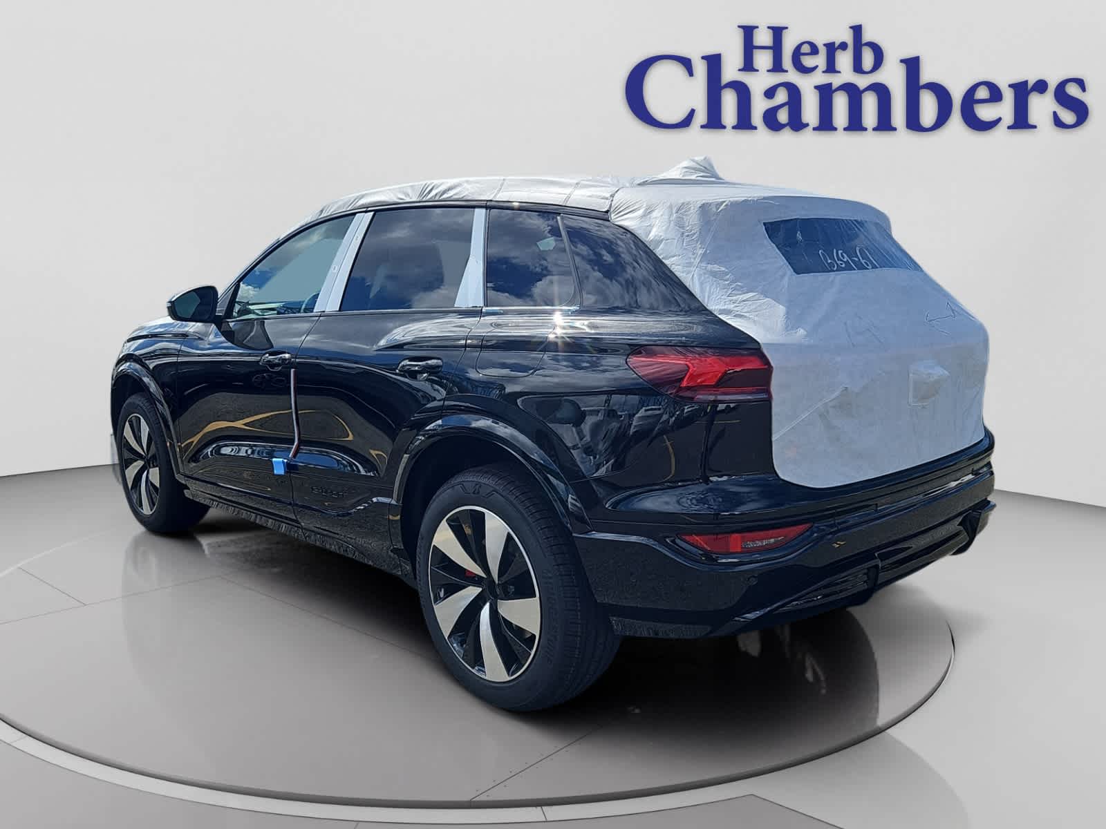 new 2025 Audi SQ6 e-tron car, priced at $82,145