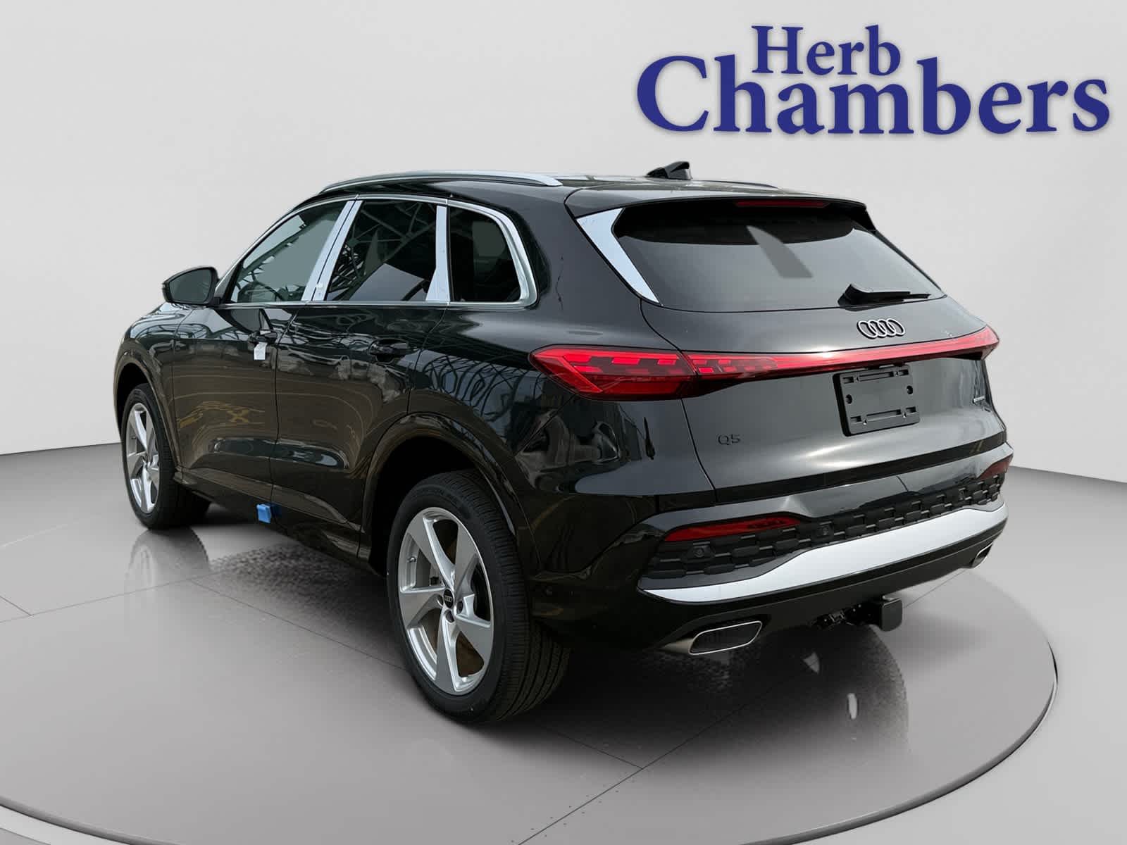 new 2025 Audi Q5 car, priced at $60,630