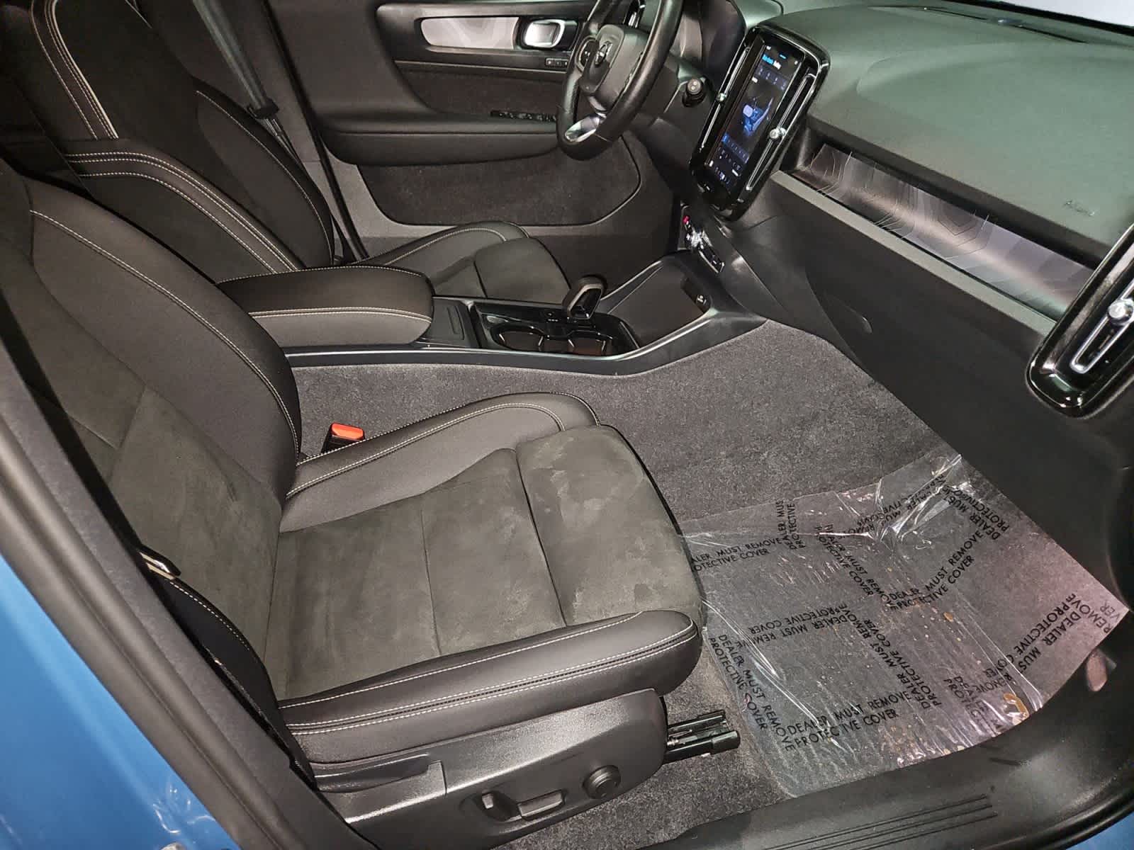 used 2024 Volvo XC40 Recharge Pure Electric car, priced at $34,598