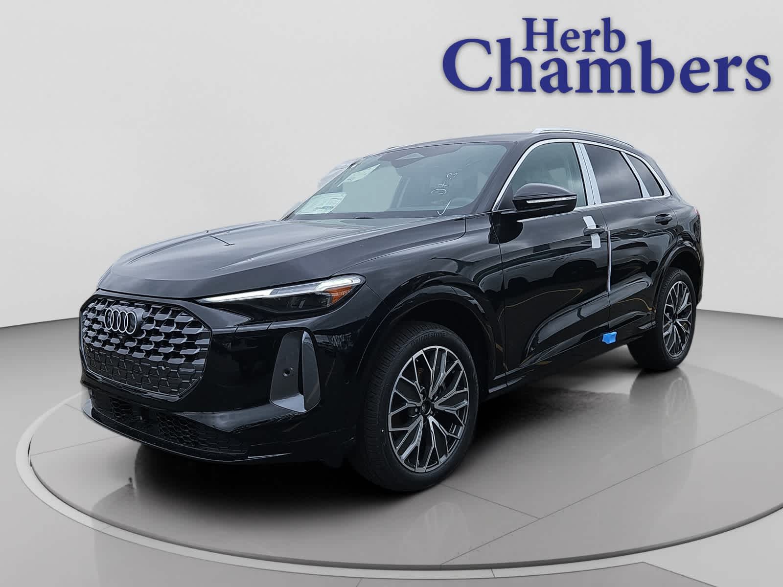 new 2025 Audi Q5 car, priced at $61,430