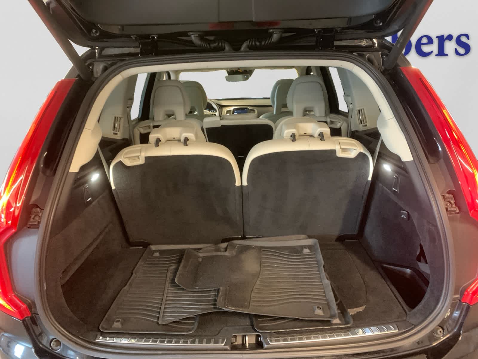 used 2018 Volvo XC90 car, priced at $19,598