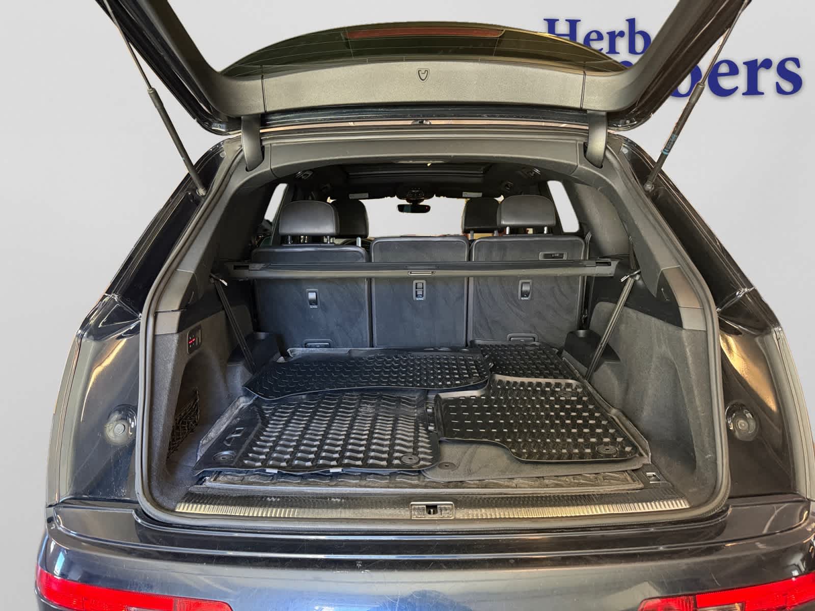 used 2018 Audi Q7 car, priced at $19,798