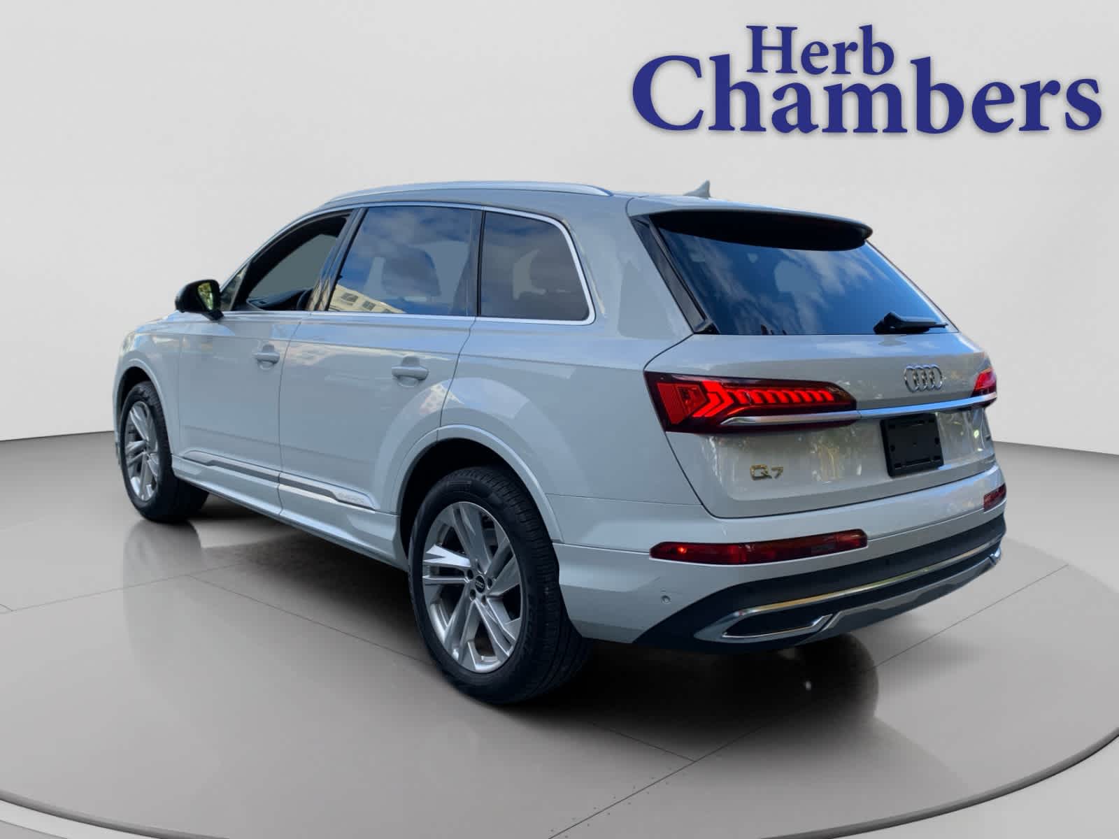 2023 Audi Q7 Premium photo 3