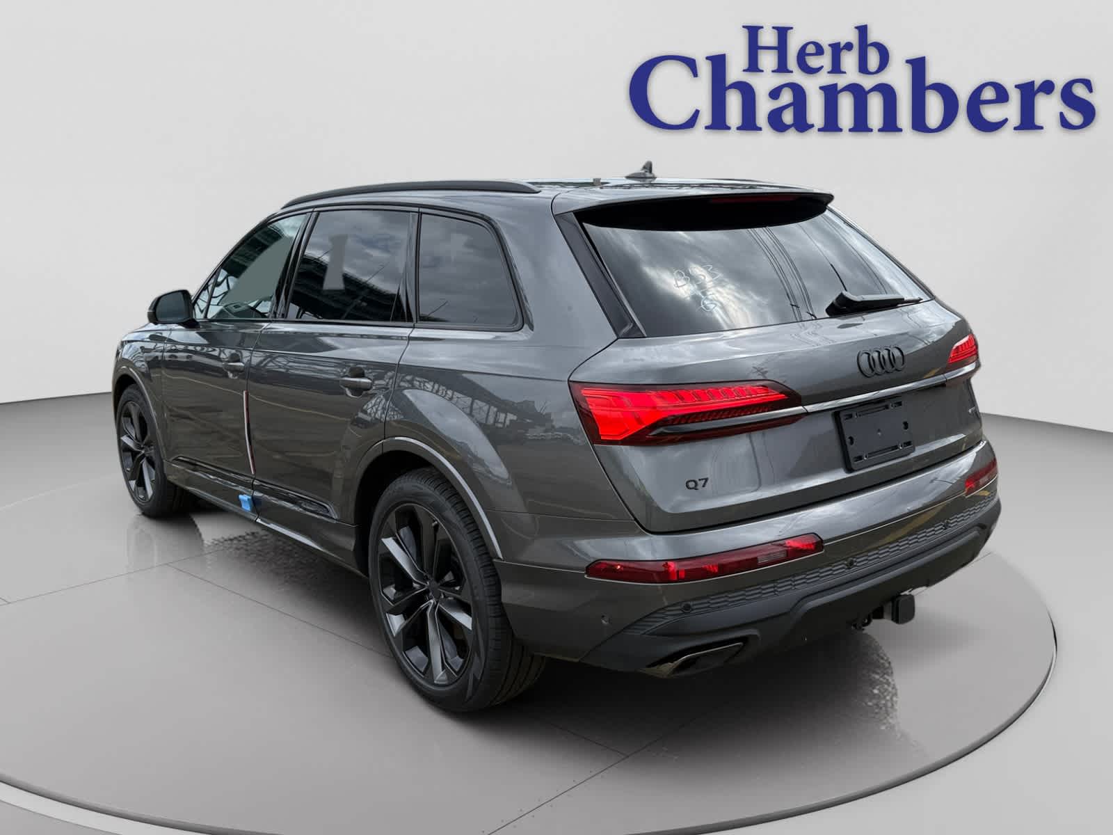 new 2026 Audi Q7 car, priced at $78,445