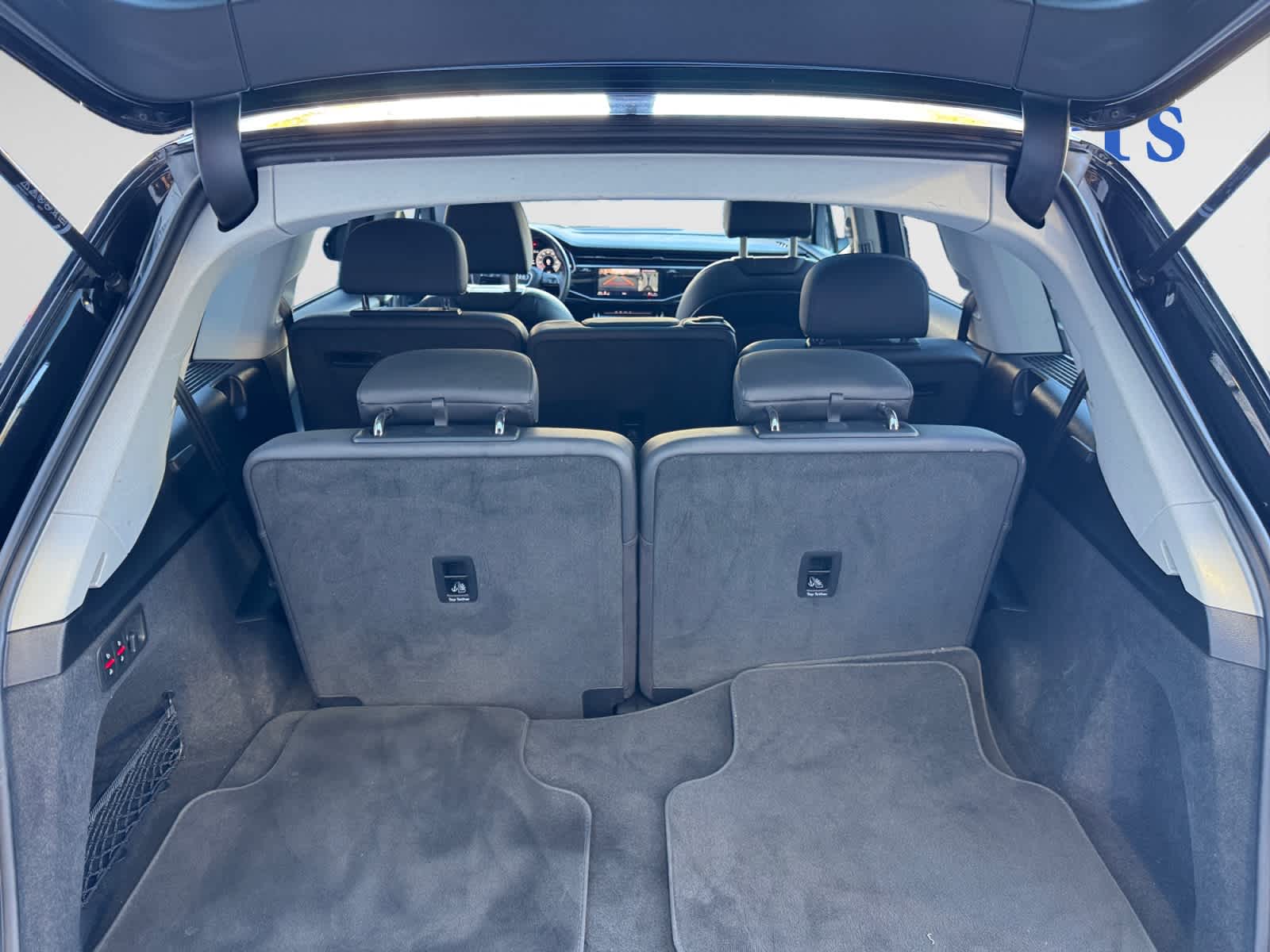 2022 Audi Q7 45 Premium Plus photo 3