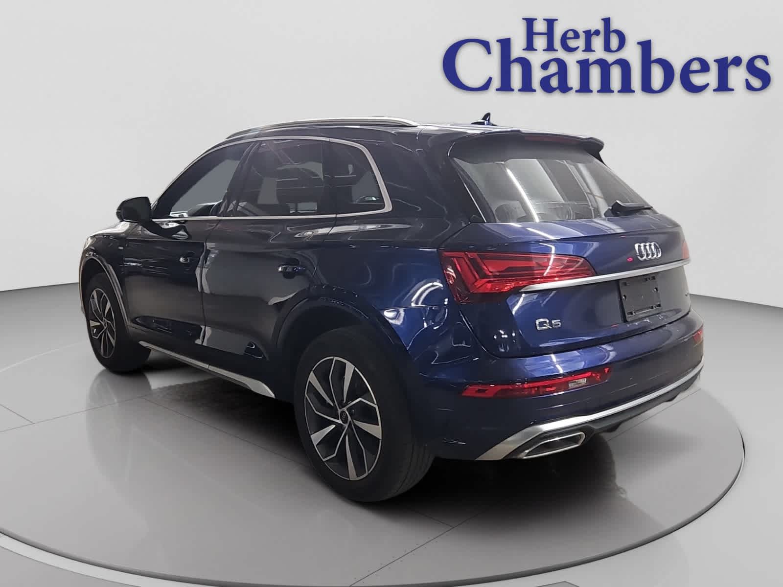 used 2025 Audi Q5 car, priced at $42,998